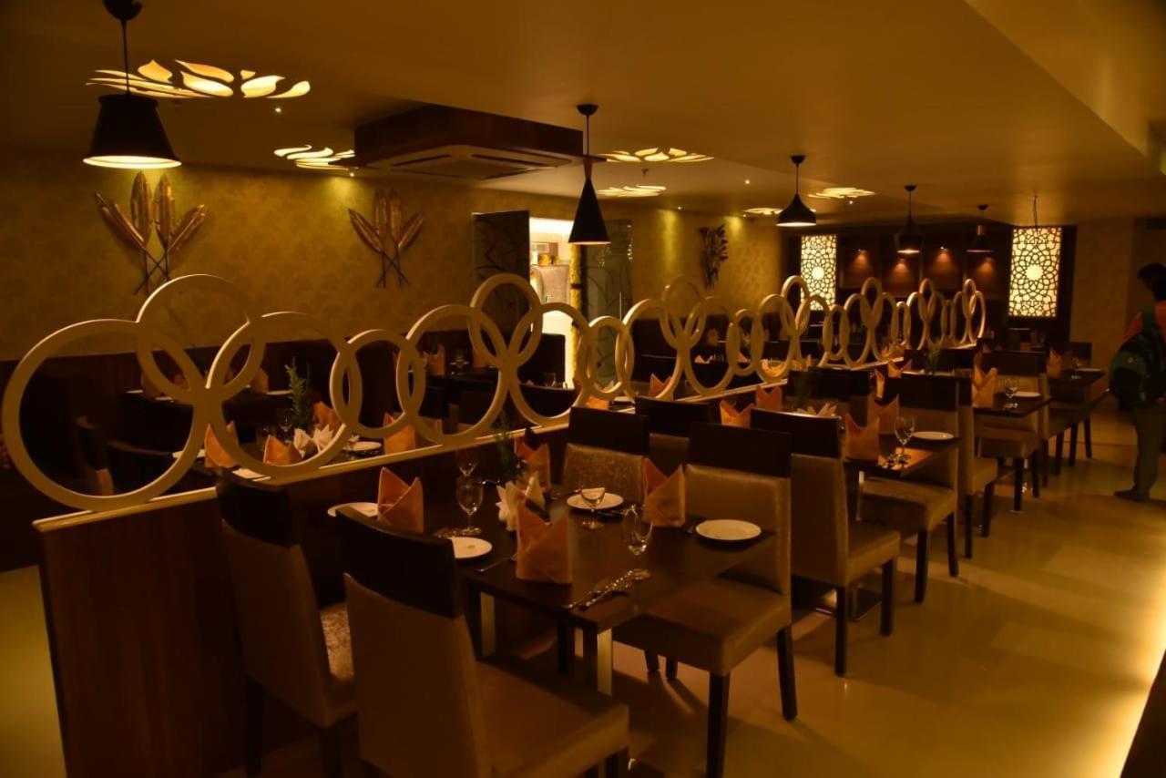 Olive Tree Hotel Vijayawada Bagian luar foto