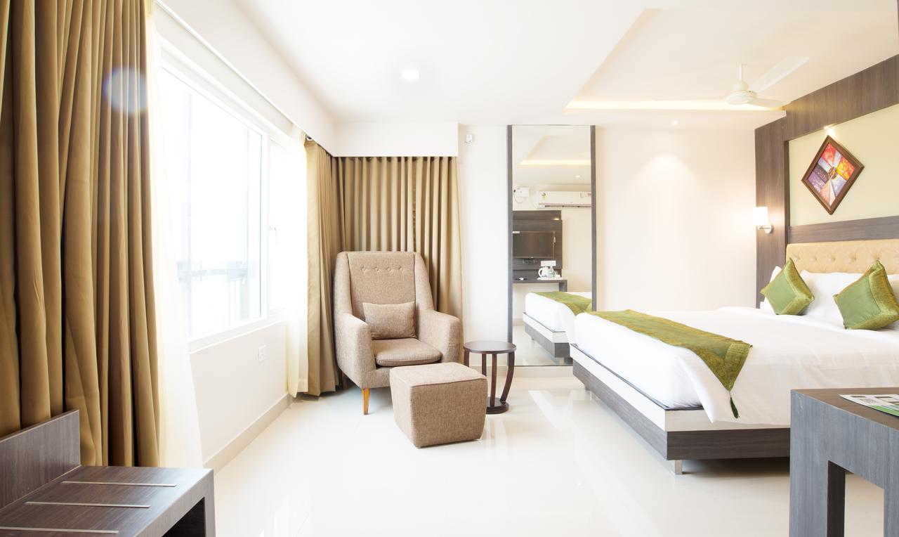 Olive Tree Hotel Vijayawada Bagian luar foto
