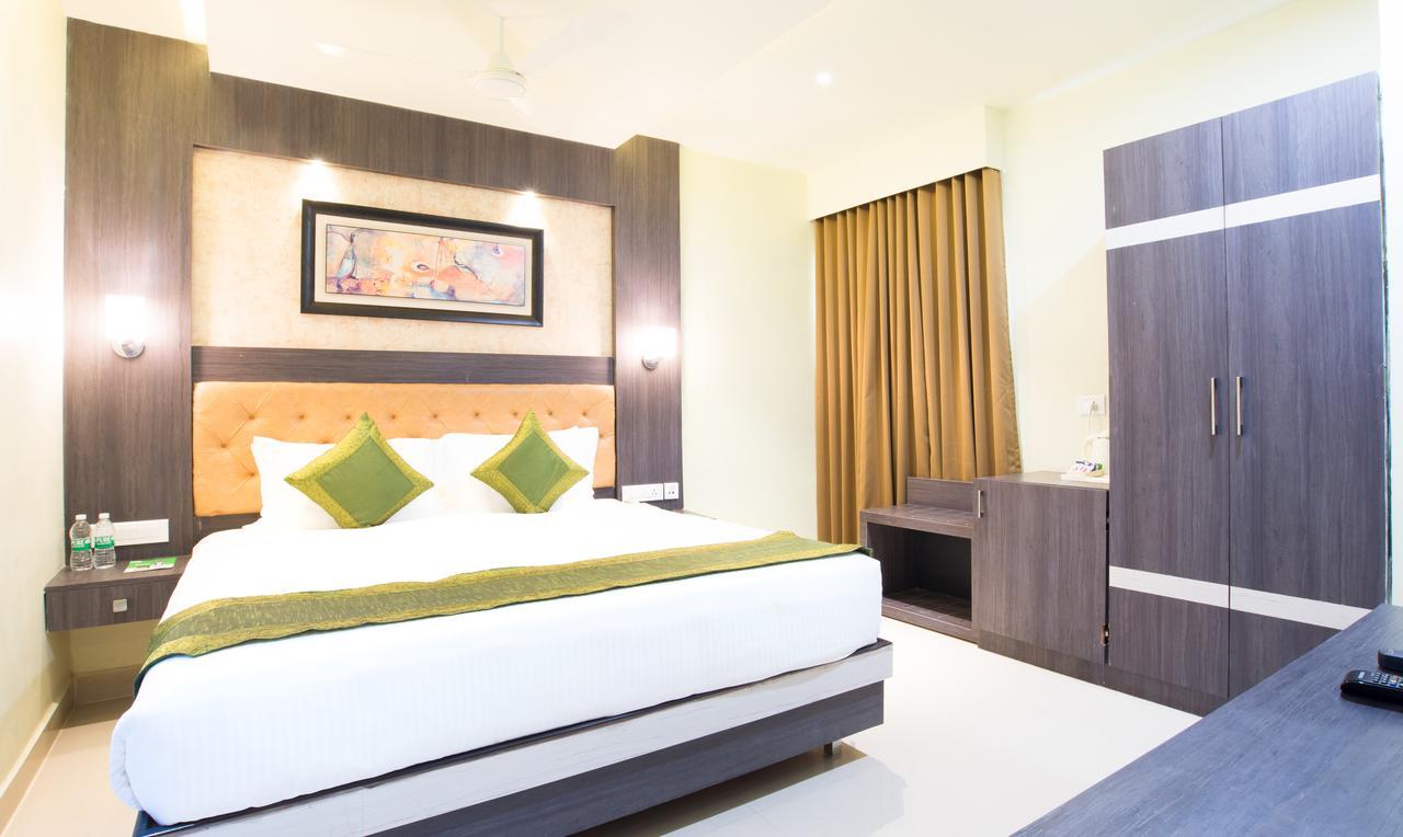 Olive Tree Hotel Vijayawada Bagian luar foto