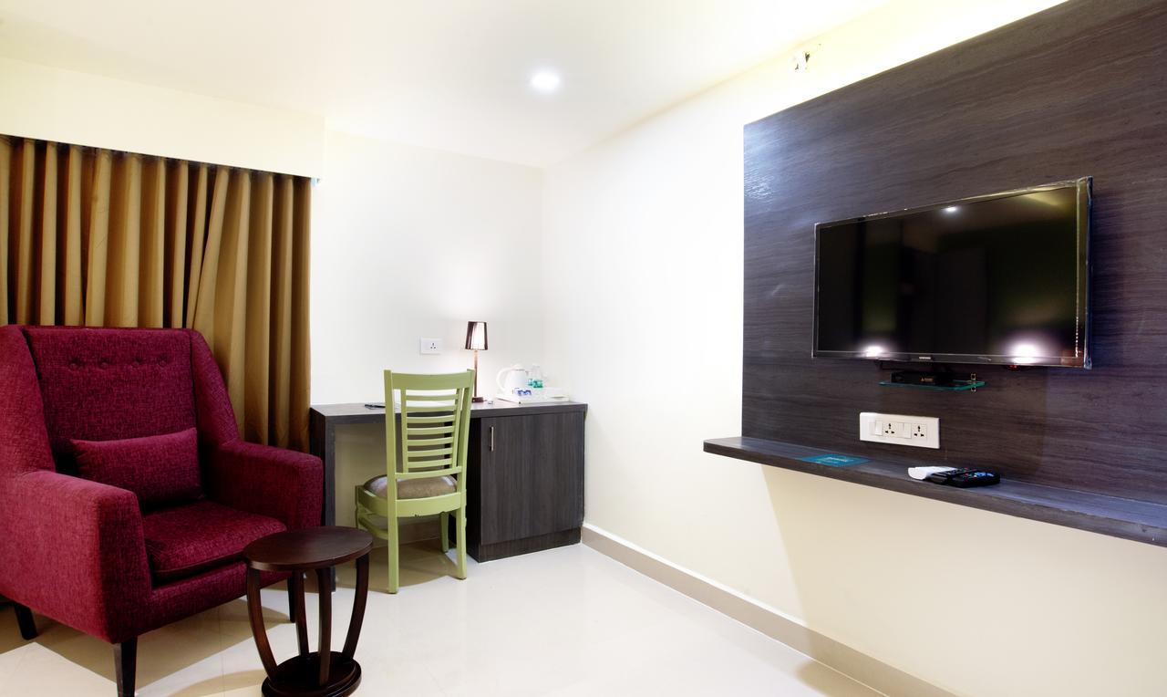 Olive Tree Hotel Vijayawada Bagian luar foto